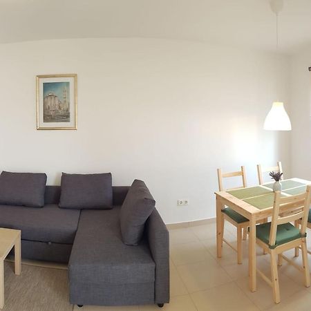 Mitra Apartments Malinska Buitenkant foto
